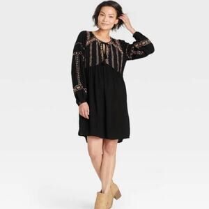 Knox Rose M Black Long Sleeve Embroidered Boho Peasant Dress Witchy Softgunge